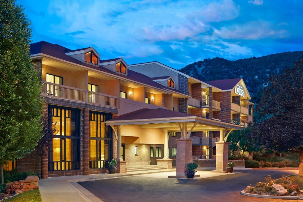 גלנווד ספרינגס Glenwood Hot Springs Resort מראה חיצוני תמונה